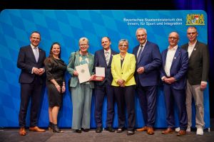 ehrenplakette ehrenplakette