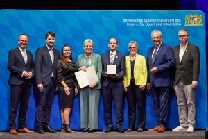 ehrenplakette ehrenplakette