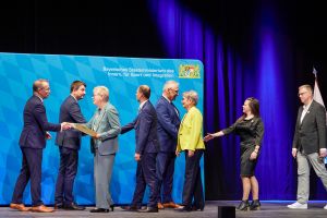 ehrenplakette ehrenplakette